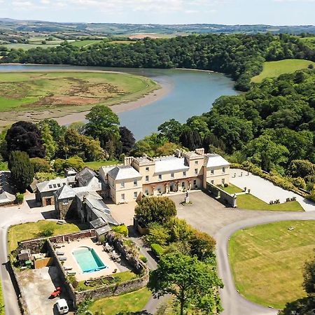 Pentillie Castle And Estate Солтэш Экстерьер фото